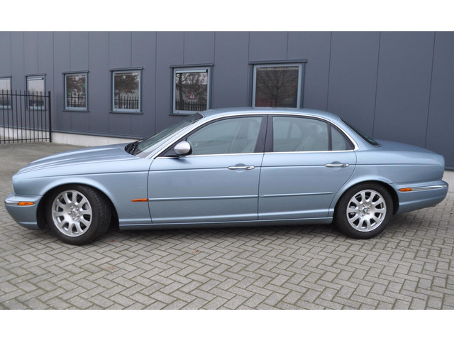 Jaguar XJ 2003 foto 4
