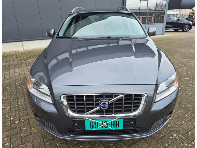 Volvo V70 2008 foto 22