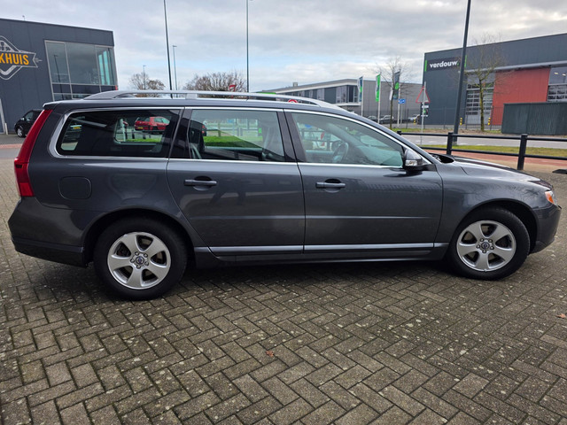 Volvo V70 2008 foto 18
