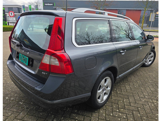 Volvo V70 2008 foto 17