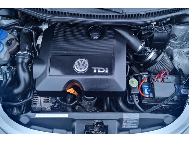Volkswagen New Beetle 2004 foto 22