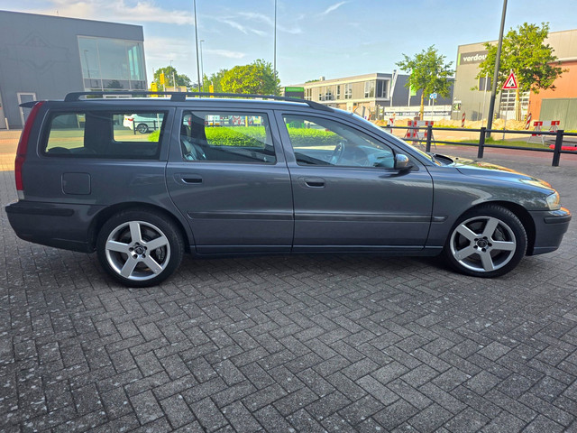 Volvo V70 2004 foto 14