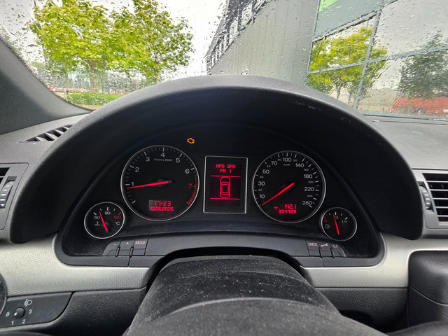 Audi A4 2004 foto 25
