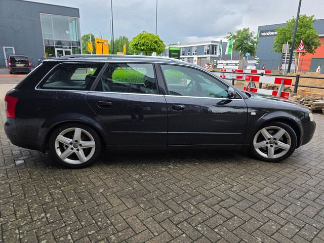 Audi A4 2004 foto 14