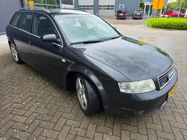 Audi A4 2004 foto 16