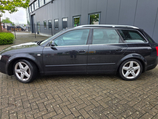 Audi A4 2004 foto 9