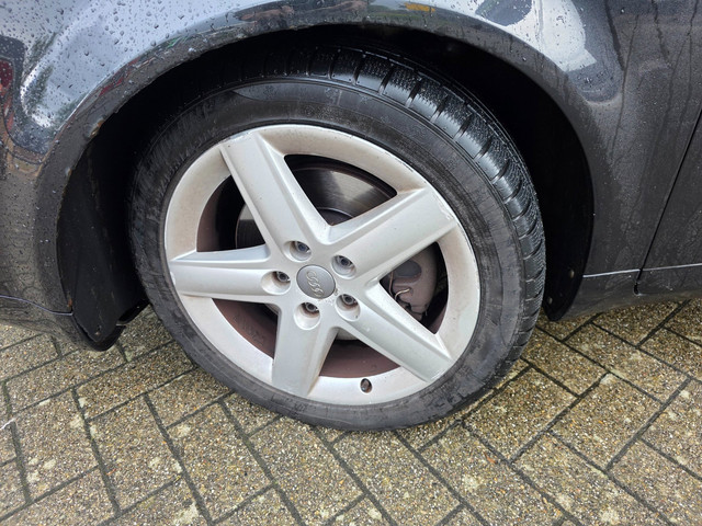Audi A4 2004 foto 21