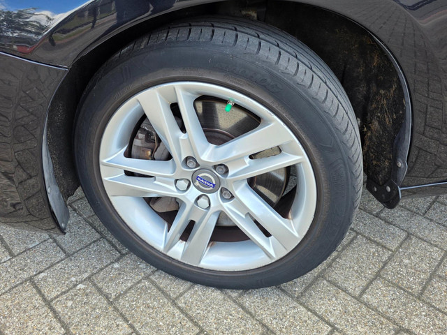 Volvo V60 2015 foto 20