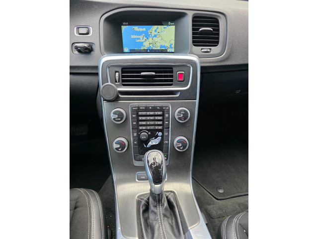 Volvo V60 2015 foto 5