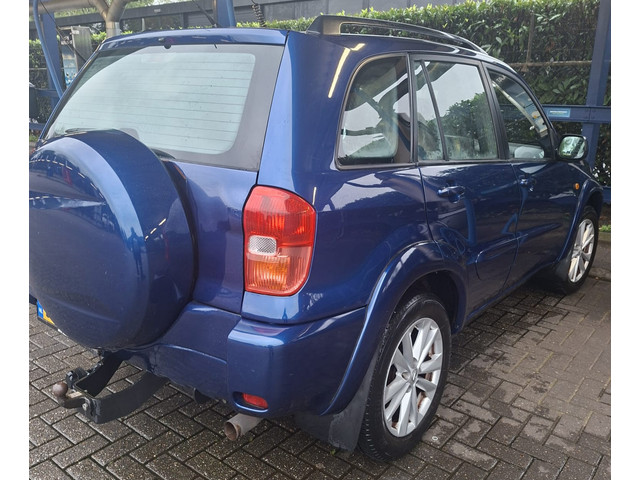 Toyota RAV4 2003 foto 9