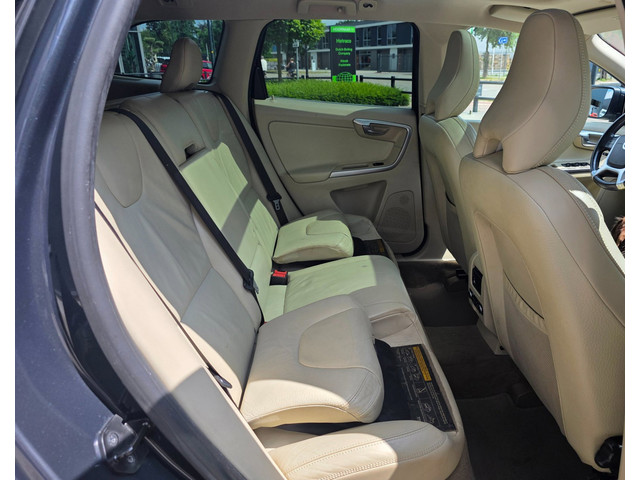 Volvo XC60 2009 foto 12