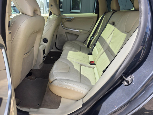 Volvo XC60 2009 foto 11