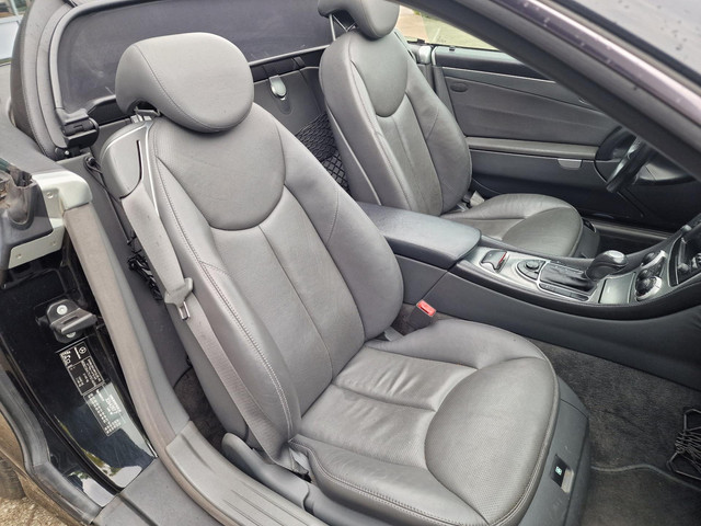 Mercedes-Benz SL 2002 foto 8
